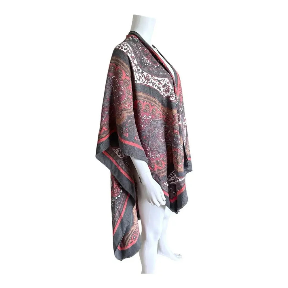 Collection Eighteen Womens One Size Paisley Ruana Wrap Shawl Cap Gray Red White